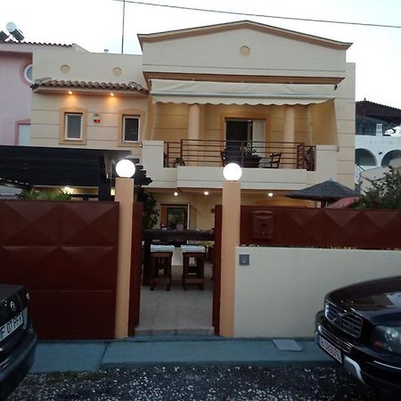 Villa Avatos - Near To The Port Of Rafina And The Airport Of Athens Agios Spyridon  Exterior foto