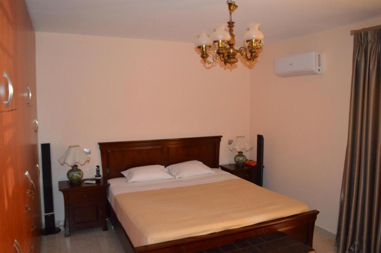 Villa Avatos - Near To The Port Of Rafina And The Airport Of Athens Agios Spyridon  Exterior foto